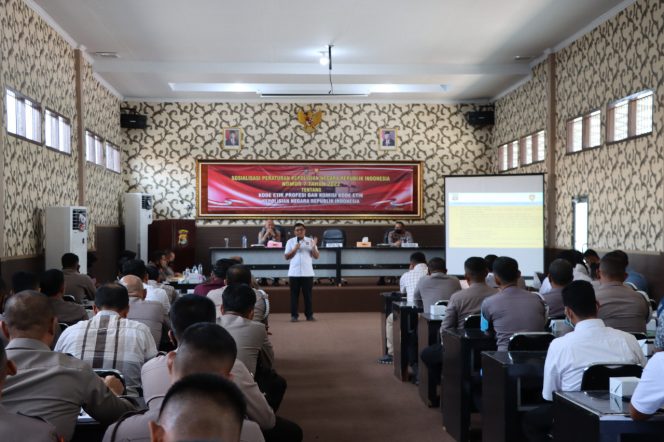 
					Polres Lampung Selatan Laksanakan Sosialisasi Perpol Kode Etik Profesi Polri