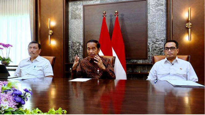 
					Ket foto: Presiden Joko Widodo menyampaikan pernyataan tentang kesepakatan FIR Indonesia dan Singapura sebagaimana ditayangkan YouTube Sekretariat Presiden pada Kamis, 8 September 2022. Foto: BPMI Setpres.