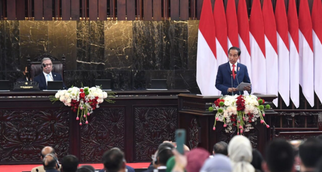 
					Ket foto: Presiden Joko Widodo membuka Sidang ke-8 Pertemuan Ketua Parlemen G20 atau The 8th G20 Parliamentary Speakers’ Summit (P20) di Ruang Rapat Paripurna, Gedung Nusantara MPR/DPR/DPD RI, Jakarta, pada Kamis, 6 Oktober 2022. Foto: BPMI Setpres/Kris.