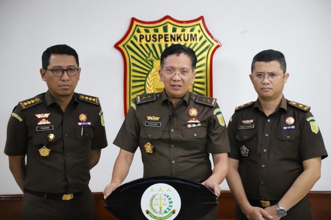 
					Tim Jaksa Penyidik Lakukan Penggeledahan Dan Penyitaan Di 2 Lokasi Dalam Perkara BAKTI Kementerian Komunikasi Dan Informatika RI