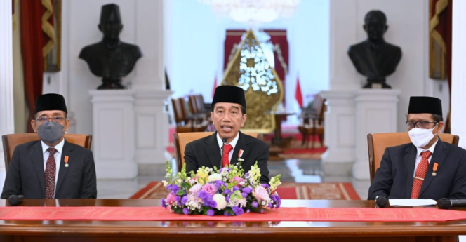
					Ket foto: Presiden Joko Widodo memberikan keterangan terkait Hari Pahlawan tahun 2022 di Istana Merdeka, Jakarta, pada Senin, 7 November 2022. Foto: BPMI Setpres/Muchlis Jr.