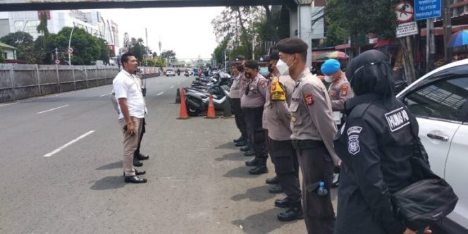 
					Polisi Amankan Unras Mahasiswa Di PT Hutama Karya Dan Polres Metro Jaktim