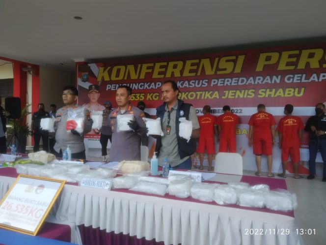 
					Polres Barelang Ungkap Peredaran Gelap Narkotika Jenis Shabu Seberat 26,535 Kg