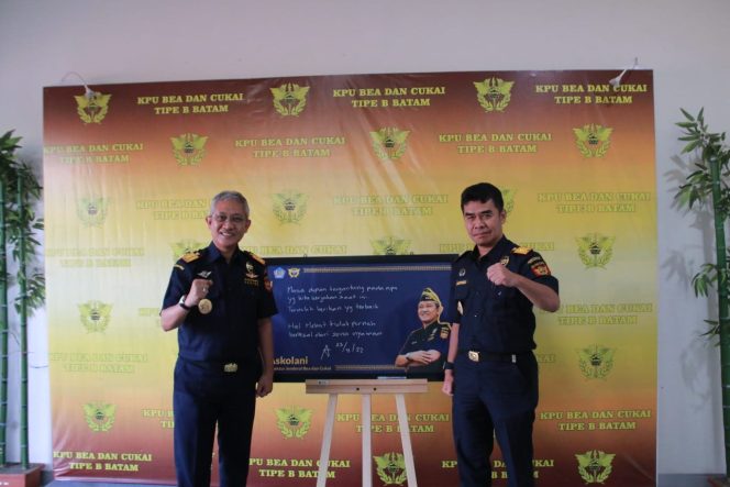 
					Bea Cukai Batam Berhasil Kumpulkan Penerimaan Negara Sebesar Rp4,94 Triliun