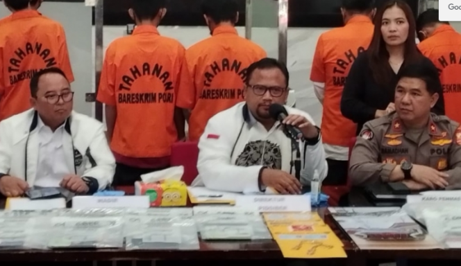 
					Polri Imbau Masyarakat Tidak Asal Klik Link – Aplikasi Tak Dikenal, Bisa Jadi Penipuan!