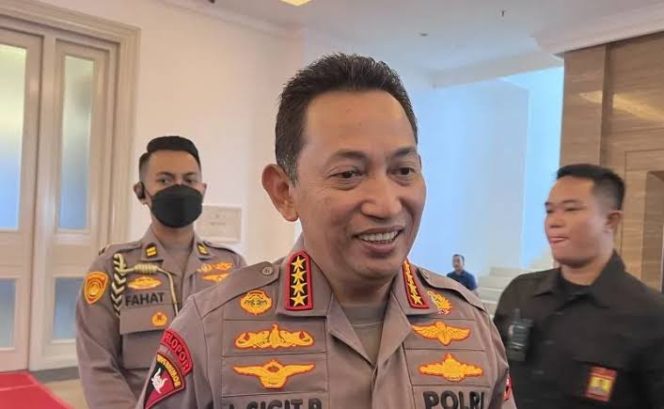 
					Ket foto: Kapolri Jenderal Listyo Sigit Prabowo dalam keterangannya, Sabtu (17/2/2023).