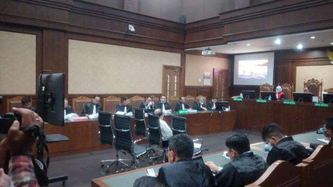 
					Ket foto: Ruang sidang saat membacakan tuntutan terhadap Terdakwa Surya Darmadi dan Terdakwa Raja Thamsir Rachman.