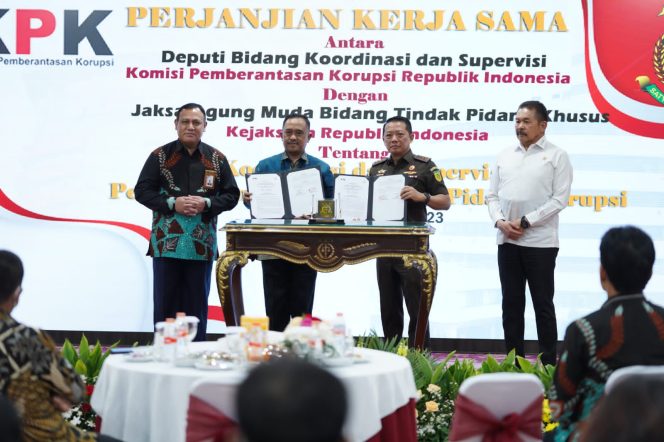 
					Kejaksaan MoU Dengan KPK, Jaksa Agung: Perlu Adanya Persamaan Persepsi Dalam Koordinasi Dan Supervisi Penanganan Perkara Tpikor
