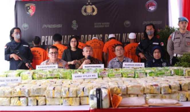
					Polri Musnahkan Narkoba Jenis Sabu 373 Kg, 17 Kg Ganja Dan 705 Butir Ekstasi