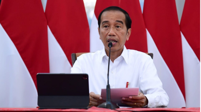 
					Ket foto: Presiden Joko Widodo menyampaikan keterangan pers di Istana Merdeka, Jakarta, pada Selasa, 7 Februari 2023. Foto: BPMI Setpres/Lukas.