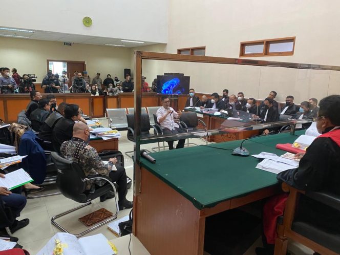 
					2 Orang Saksi Mahkota Diperiksa Dalam Sidang Terdakwa TMP