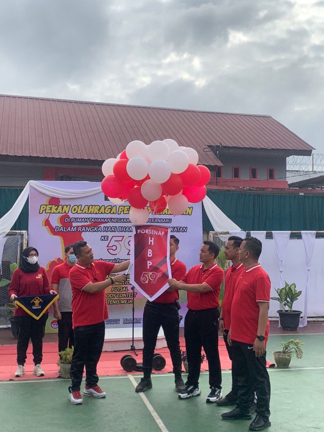 
					Sambut Hari Bhakti Pemasyarakatan Ke-59, Karutan Pimpin Lansung Pembukaan Porsenap Di Rutan Kelas I Pekanbaru
