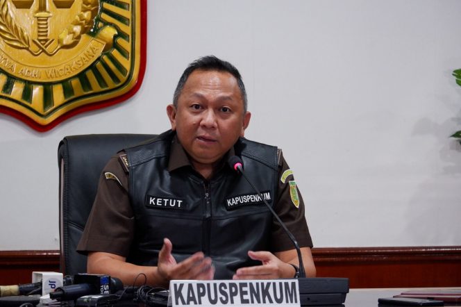 
					Ket foto: Kepala Pusat Penerangan Hukum (Kapuspenkum) Kejaksaan Agung Ketut Sumedana.