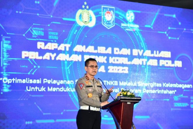 
					Ket foto: Kepala Korps Lalu Lintas (Kakorlantas) Polri Irjen Pol Firman Shantyabudi.