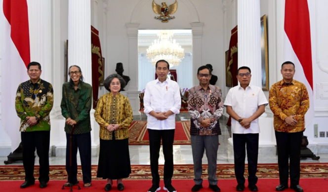 
					Ket foto: Presiden Joko Widodo menerima Ketua dan Anggota Dewan Gelar Tanda Kehormatan (GTK) di Istana Merdeka, Jakarta, pada Kamis, 3 Agustus 2023. Foto: BPMI Setpres/Muchlis Jr.