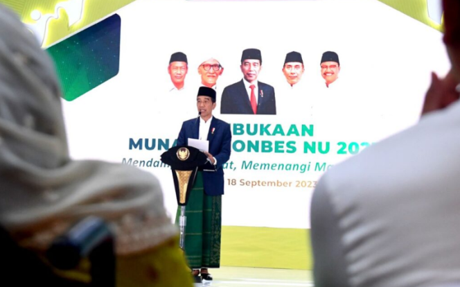 
					Ket foto: Presiden Joko Widodo membuka secara resmi Musyawarah Nasional Alim Ulama dan Konferensi Besar Nahdlatul Ulama (NU) 1445 H/2023 M yang digelar di Pondok Pesantren Al-Hamid, Jakarta, pada Senin, 18 September 2023. Foto: BPMI Setpres/Rusman.