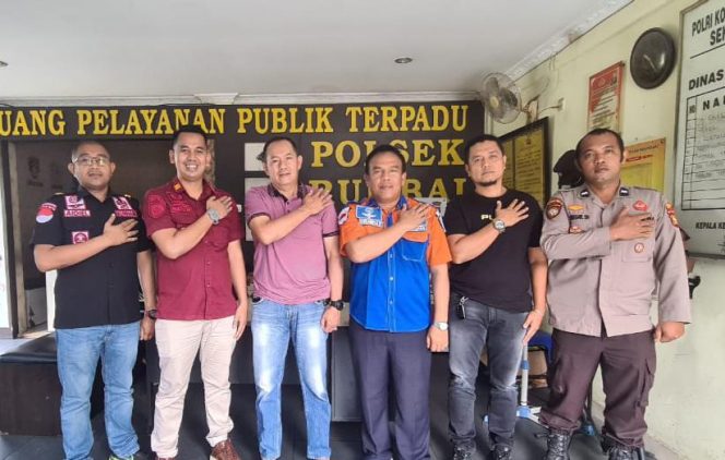
					Jajaran Lapas Narkotika Kelas IIB Kunjungi Polsek Rumbai Dalam Rangka Koordinasi Terkait Tata Tertib Dan Pengamanan