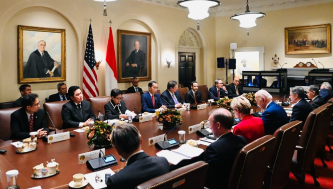 
					Ket foto: Presiden Joko Widodo melakukan pertemuan bilateral dengan Presiden Amerika Serikat Joe Biden di Gedung Putih, Washington DC, Amerika Serikat, pada Senin, 13 November 2023. Foto: BPMI Setpres/Laily Rachev.