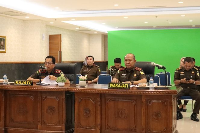 
					Kejati Riau Hadiri Ekspose Pengajuan Penghentian Penuntutan Berdasarkan Keadilan Restoratif Justice Oleh Kejari Pekanbaru Kepada JAM Pidum Kejagung RI