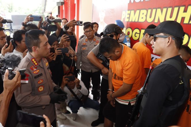 
					Kapolresta Barelang Ungkap Pelaku Pembunuhan Terkait Penemuan Tengkorak Manusia Di Setokok Batam