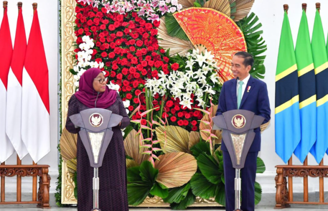 
					Ket foto: Presiden Joko Widodo menerima kunjungan kenegaraan Presiden Republik Tanzania, Samia Suluhu Hassan, di Istana Kepresidenan Bogor, Provinsi Jawa Barat, pada Kamis, 25 Januari 2024. Foto: BPMI Setpres/Vico.