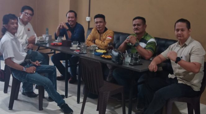 
					Waketum 2 Kunjungi Dewan Pimpinan Wilayah Lembaga Garuda Sakti Riau Untuk Berkoordinasi Dan Memberikan Apresiasi