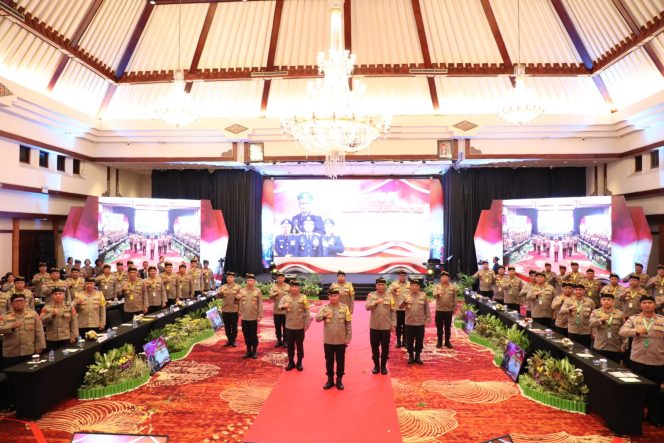 
					Buka Rakernis Fungsi Binmas 2024, Kabaharkam Polri Tekankan Modernisasi Almatsus