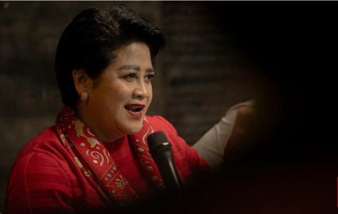 
					Rosan Roeslani Laporkan Connie Bakrie ke Bareskrim Polri