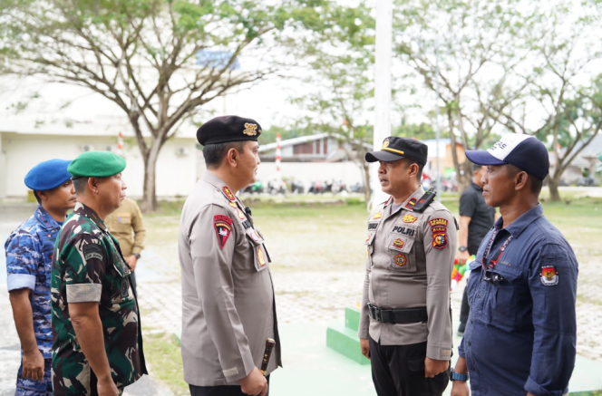 
					Hak Konstitusi di Tangan Rakyat, Kapolda Riau Pastikan Kesiapan Pemilu di Pulau Terluar
