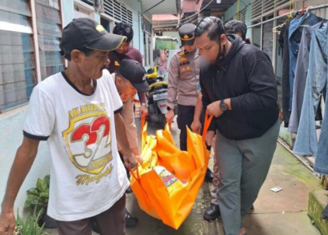 
					Mayat Seorang Wanita Tewas Gantung Diri, Sebelumnya Sempat VC Dengan Teman