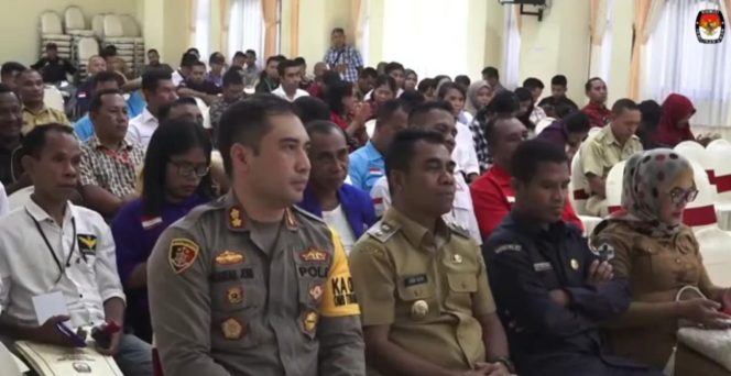 
					Rekapitulasi Perhitungan Suara Pemilu Kabupaten Ende Telah Selesai, Ketua KPU Ende Apresiasi Kinerja Polres Ende