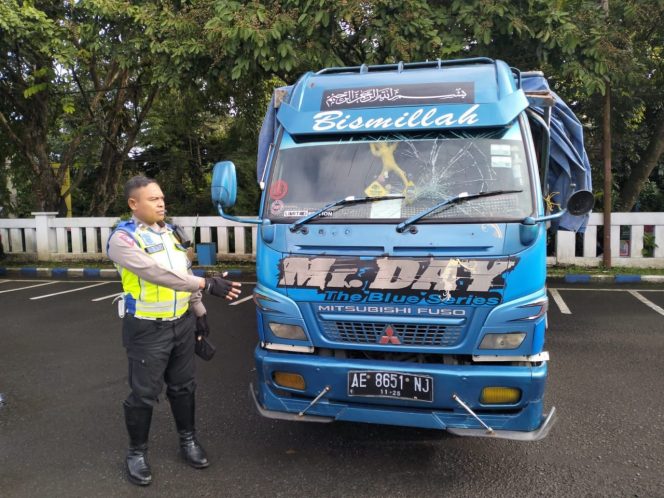 
					Utamakan Keselamatan Pengguna Jalan, Aksi Polantas Sukabumi Kejar Truk Ugal-Ugalan