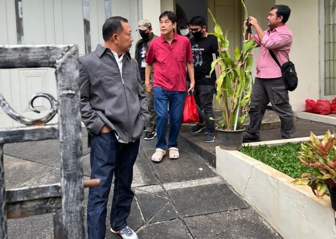 
					Tim Satgas SIRI Kejagung Berhasil Mengamankan Terpidana Buronan (DPO) Kasus Pengupahan