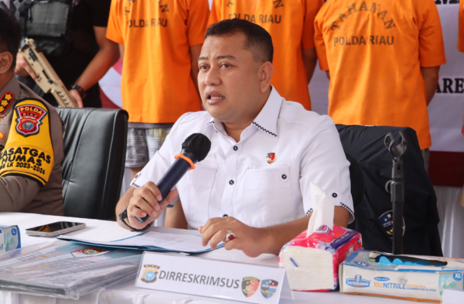 
					Polisi Berhasil Bongkar Sindikat Penjual ID High Domino Island (HDI) Dengan Omzet Mencapai Rp18 Miliar