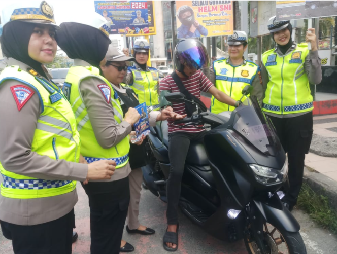 
					Ops Keselamatan Lancang Kuning 2024, Tanamkan Sikap Budaya Tertib Dalam Berlalu Lintas Ke Masyarakat