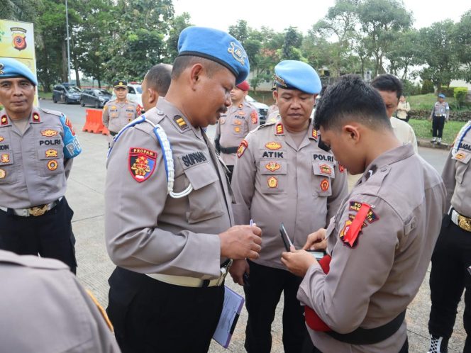 
					Antisipasi Pelanggaran, Divpropam Mabes Polri Gelar Gaktibplin di Pos Terpadu Polres Purwakarta