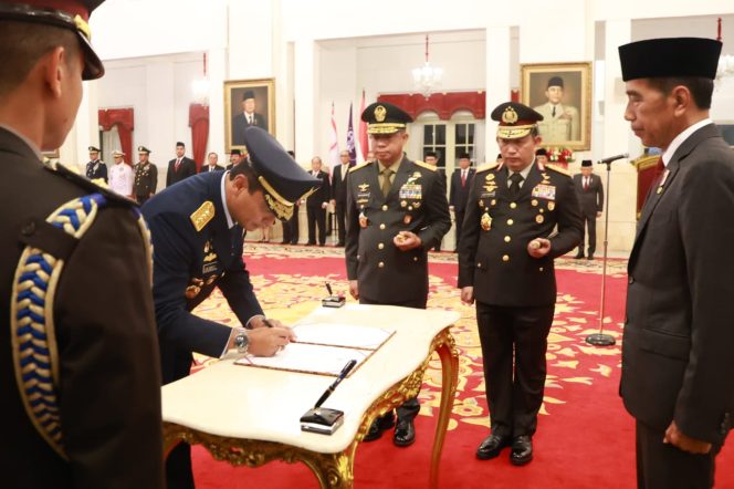 
					Panglima TNI Jadi Saksi Pelantikan Kasau