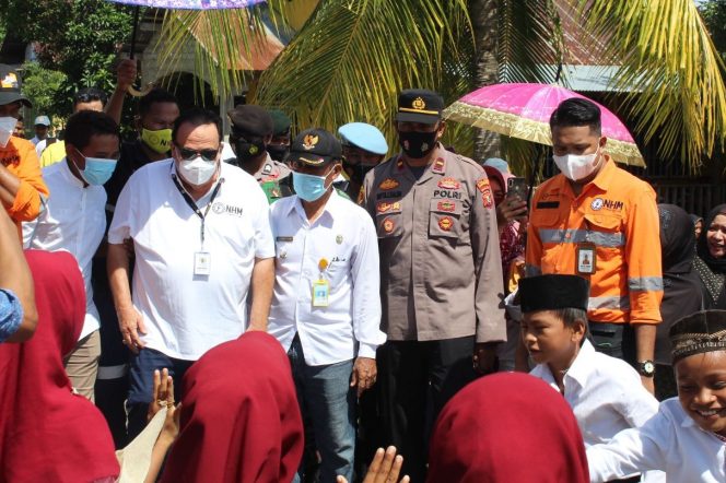 
					Haji Robert, Berkat untuk Masyarakat Maluku Utara