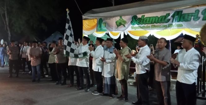 
					Foto: Pj Walikota didampingi pejabat Forkopimda melepas Pawai Takbiran Hari Raya Idul Fitri.