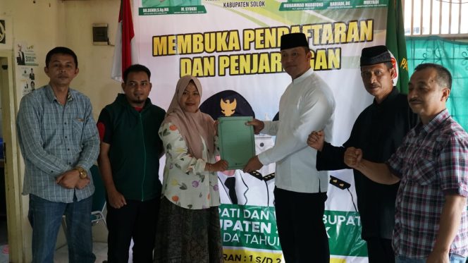 
					Melanjutkan Pengabdian, Dari Berbaret Merah Menuju Berkopiah Hitam