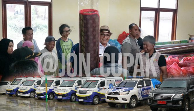 
					Otewe Sumbar Peduli Salurkan Bantuan Bencana Alam di Dua Kabupaten