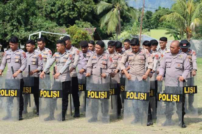 
					Polres Ende dan Kompi 3 Batalyon B Gelar Latihan Dalmas Bersama Hadapi Pilkada 2024