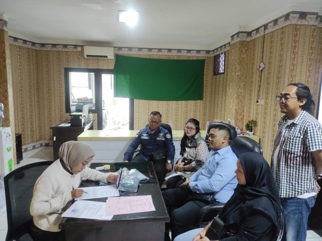 
					Satres Narkoba Polres Purwakarta Limpahkan ABH ke Kejaksaan