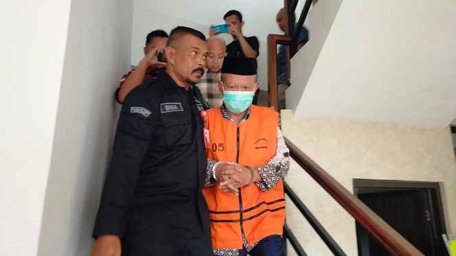 
					Kepala PKBM Printis Ditetapkan Sebagai Tersangka, Korupsi Uang Negara Sebesar 1 M Lebih