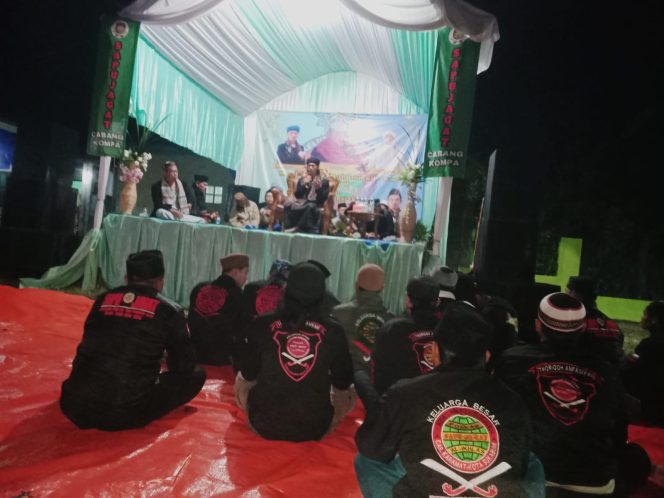 
					Sapu Jagat Cabang Kompa Parungkuda Peringati Maulid Nabi, Dihadiri Penceramah Ustadz Gempur
