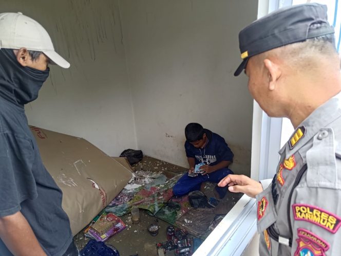 
					Kapolsek Tebing Cek Lokasi Kebakaran di Kelurahan Harjosari