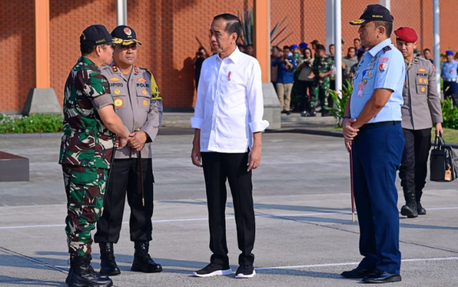 
					Ket foto: Presiden Joko Widodo melakukan kunjungan kerja ke Provinsi Jawa Tengah, pada Kamis, 19 September 2024. Foto: BPMI Setpres/Muchlis Jr.