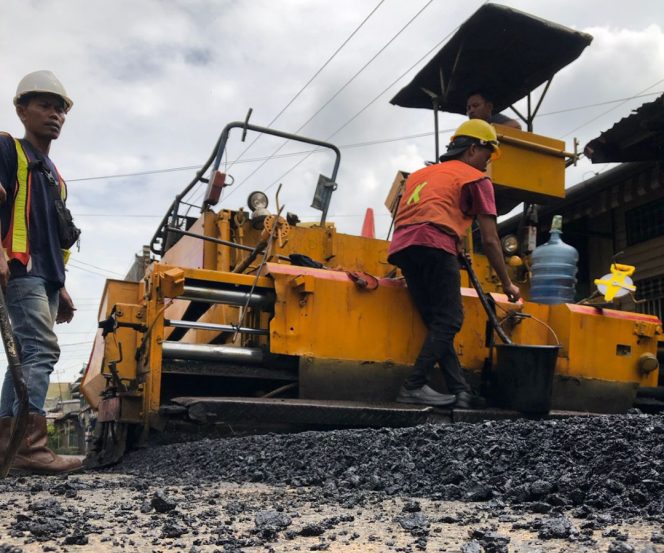 
					UPT Wilayah II JJ Terus Berupaya Lakukan Perbaikan Jalan Berlubang Dan Overlay