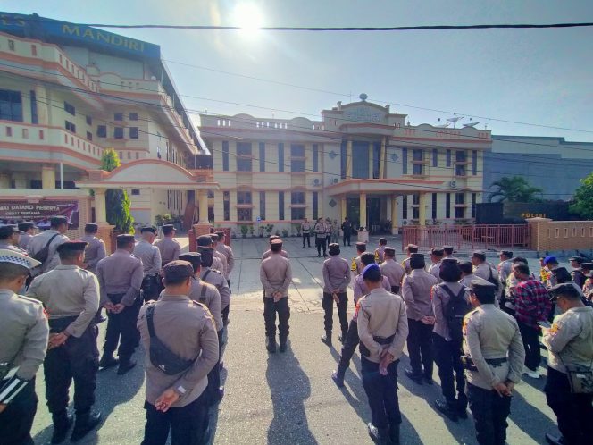 
					Polres Ende Terjunkan 280 Personel Amankan Jalannya Debat Perdana Cabup dan Cawabup Ende