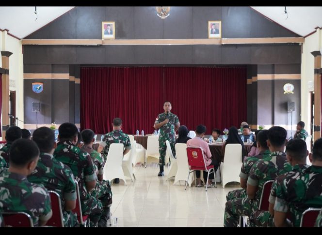 
					Bentuk Rasa Syukur Kepada Tuhan Yang Maha Esa, Korem 121/Abw Gelar Jumat Berkah Rutin